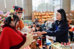 把“村礼”搬进博物院 “浙里年味·乡博市集”在杭开市